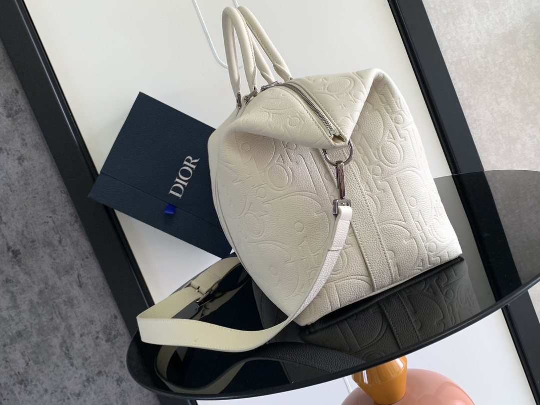 Dior Weekender 40 Beige Dior Gravity Leather and Beige Grained Calfskin 57.5 x 34.5 x 22 cm