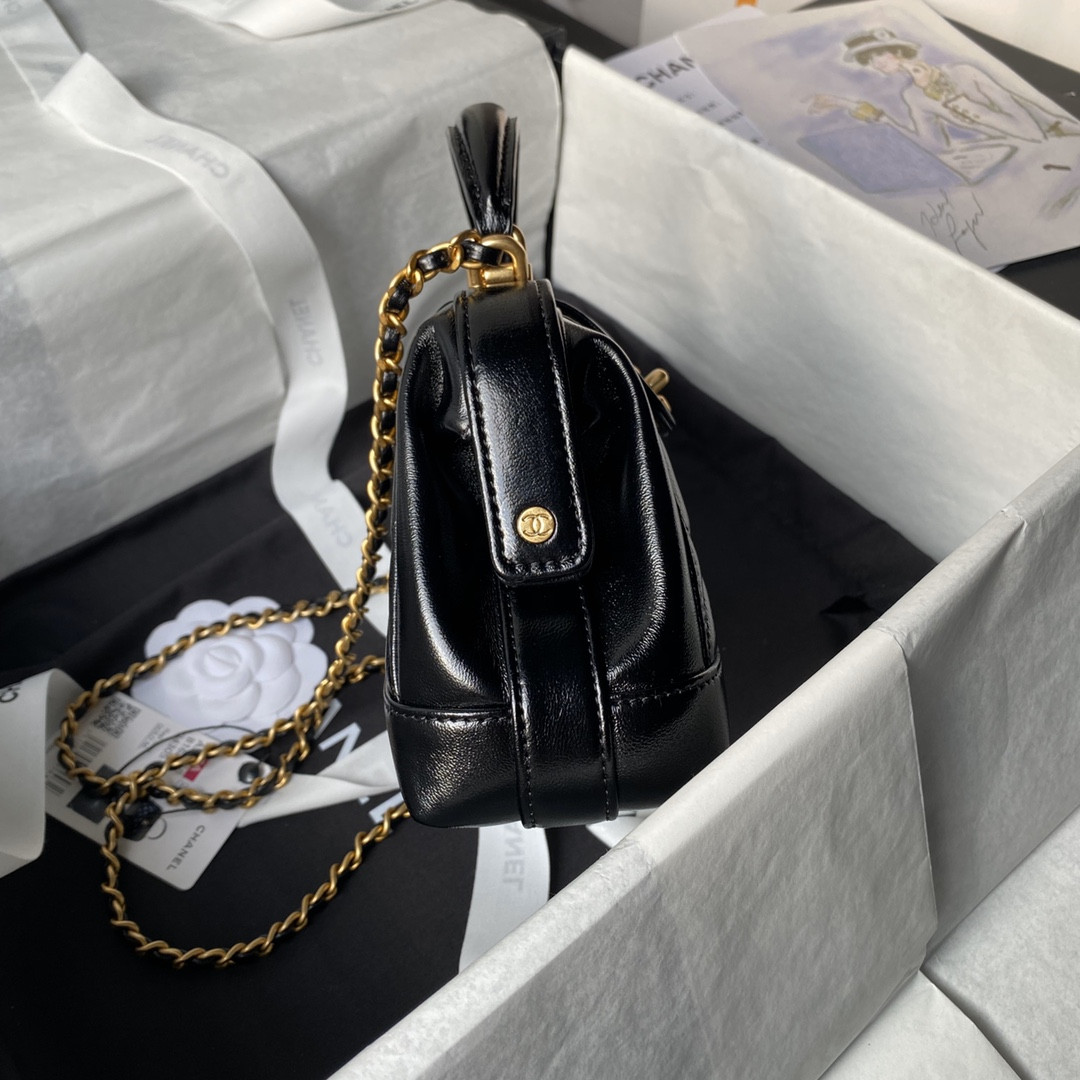 CHANEL MINI BAG WITH TOP HANDLE Shiny Lambskin & Gold-Tone Metal Black 12 × 18 × 7 cm
