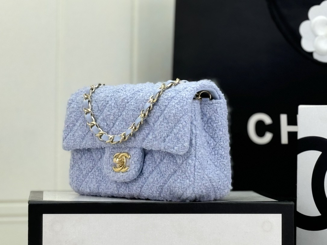 CHANEL MINI CLASSIC 11.12 HANDBAG 20 12 × 20 × 6 cm