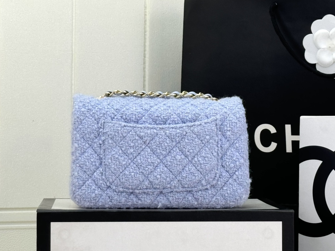 CHANEL MINI CLASSIC 11.12 HANDBAG 20 12 × 20 × 6 cm