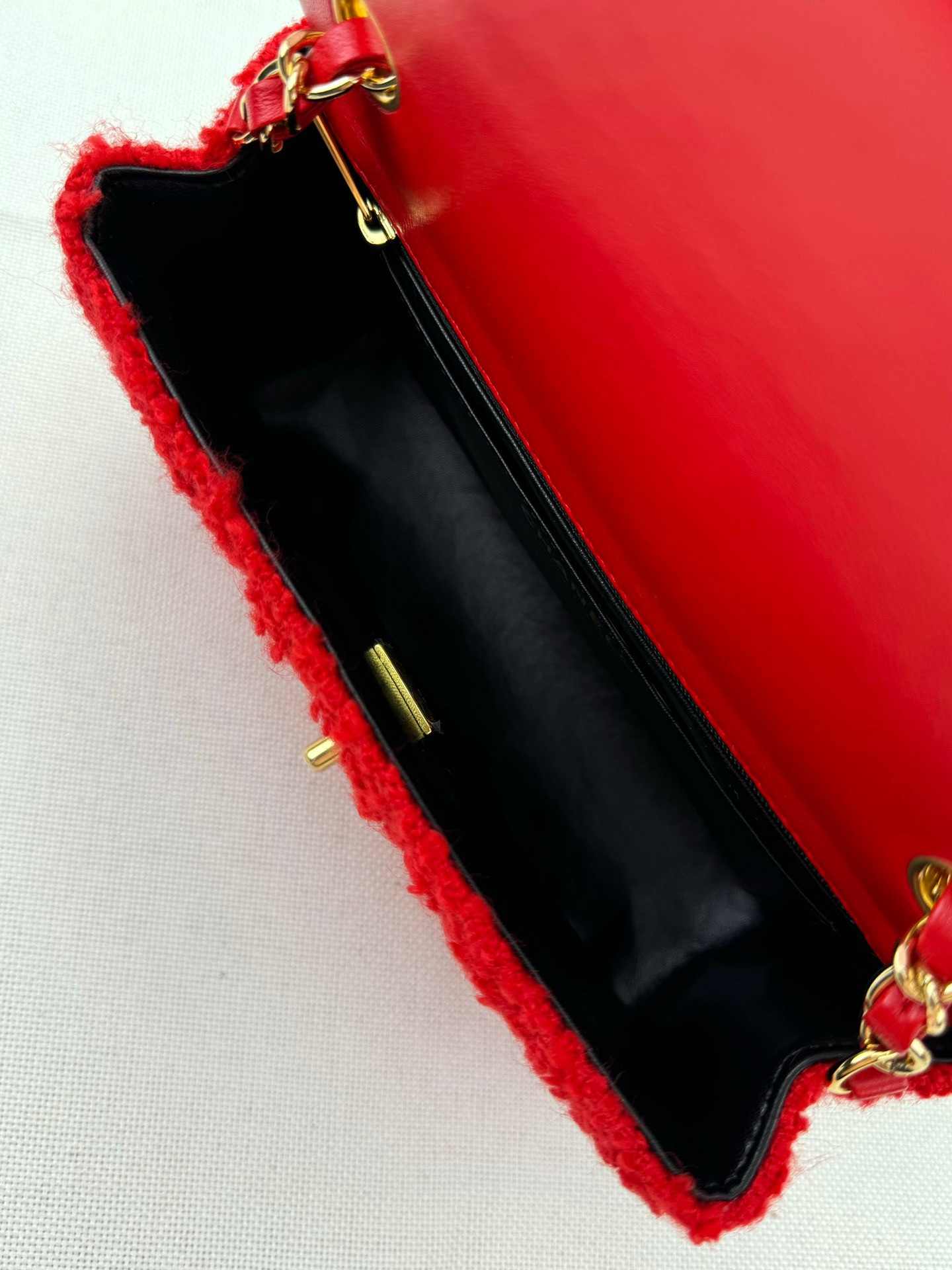 CHANEL MINI CLASSIC 11.12 HANDBAG 20 12 × 20 × 6 cm