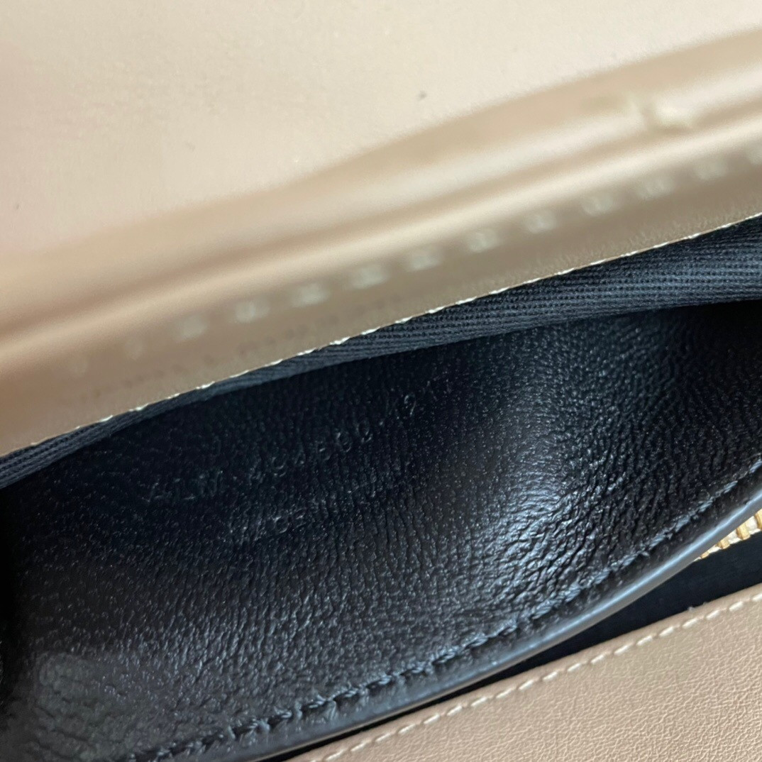 YSL LOULOU SMALL IN QUILTED LEATHER 23x17x9cm