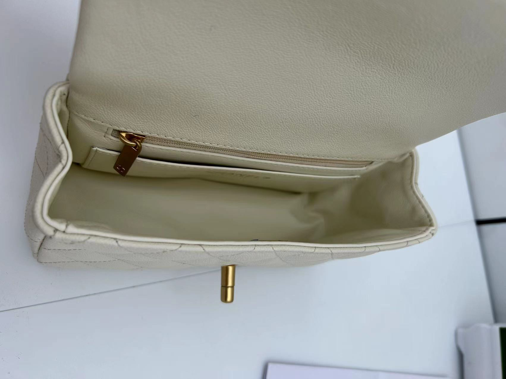 CHANEL Mini CF handle 20x12x6cm