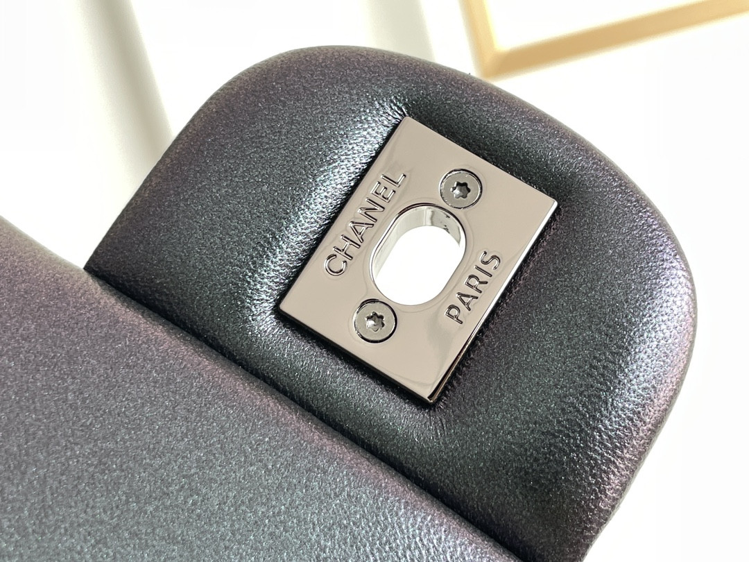 CHANEL CRUMPLED CALFSKIN QUITED DOUBLE FLAP BLACK 19.5×30×10cm