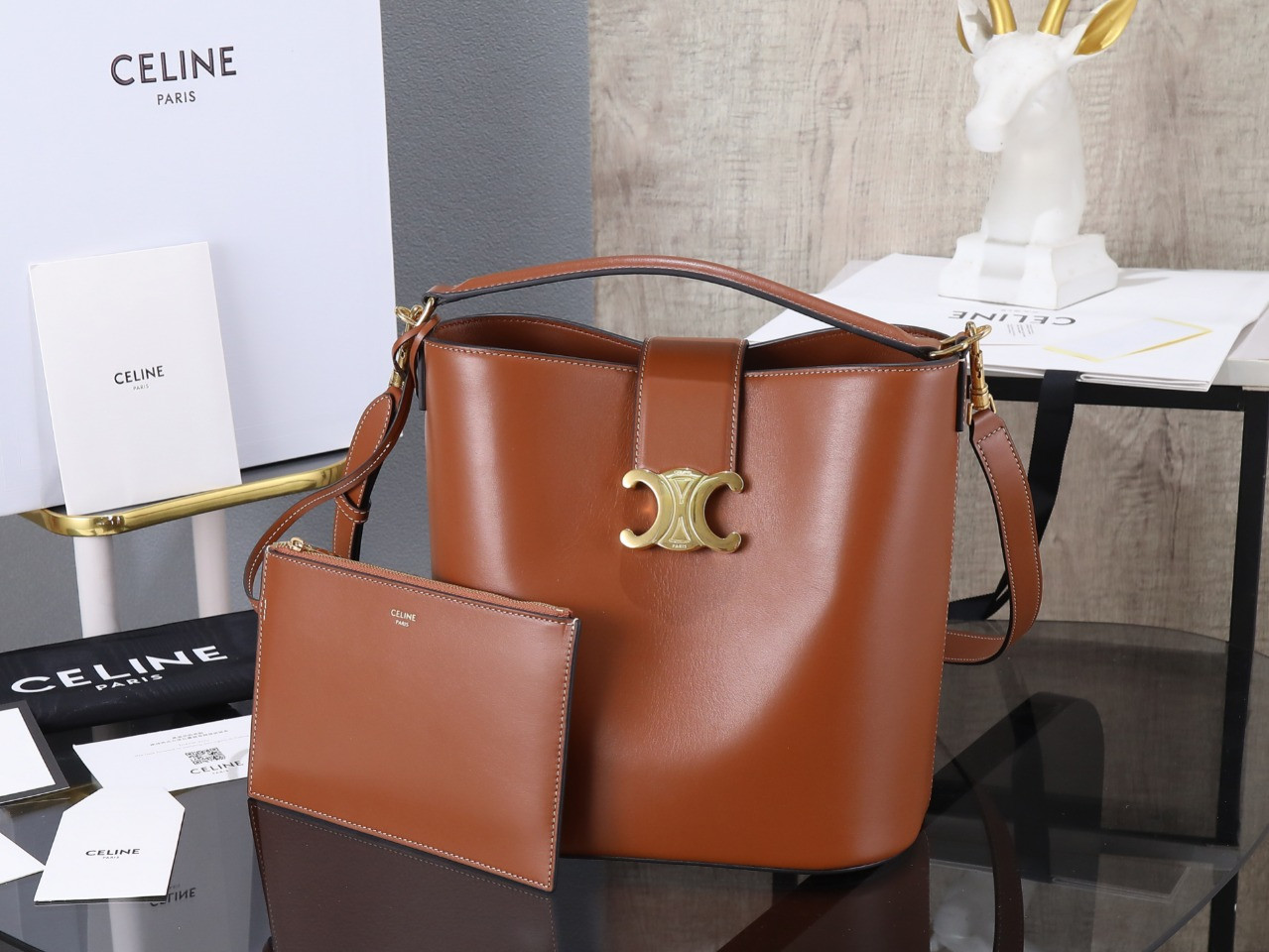 Celine Louise 23.5x24x16cm