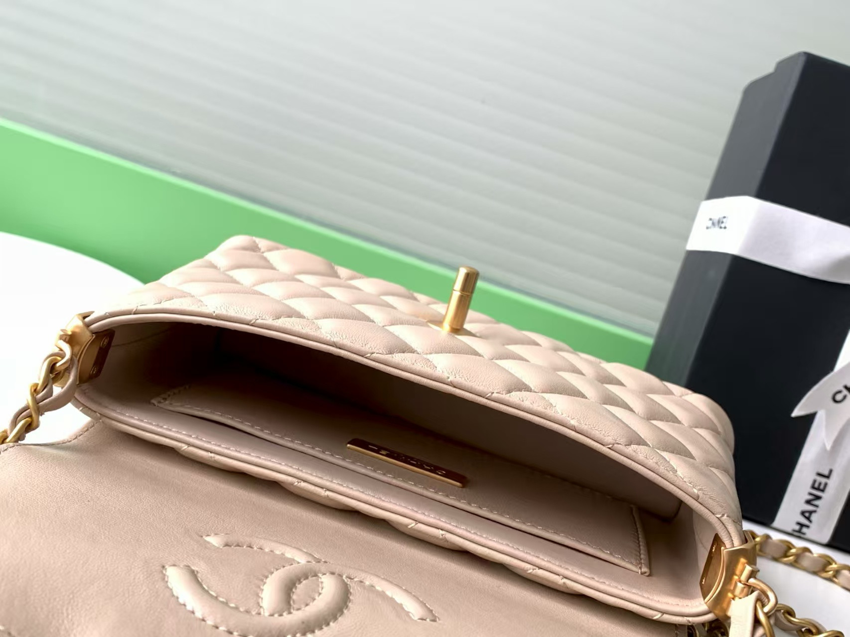 Chanel Small Top Handle Flap Bag AS5355 14x20x6cm