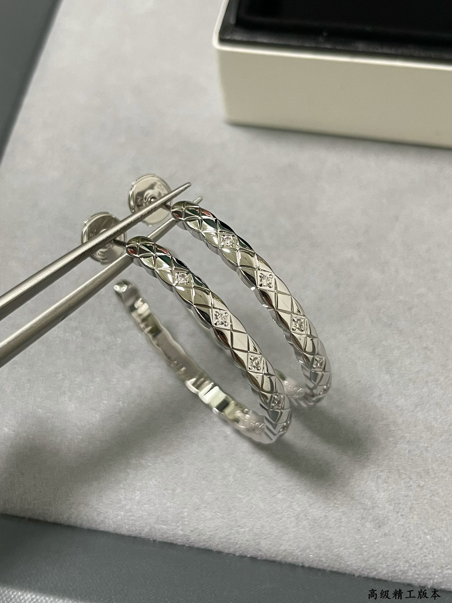 Chanel Large diamond-shaped diamond drill Earrings