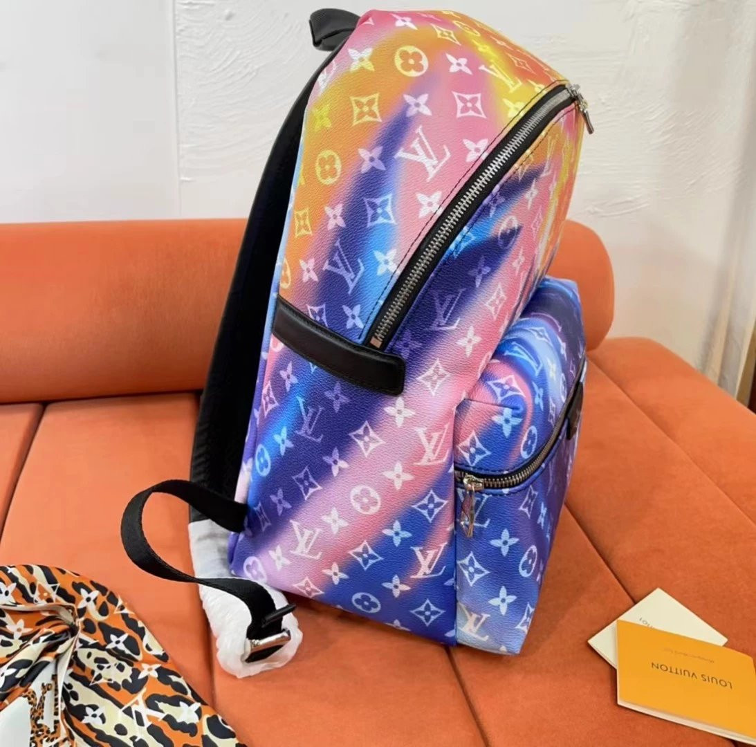 LV DISCOVERY BACKPACK M45760