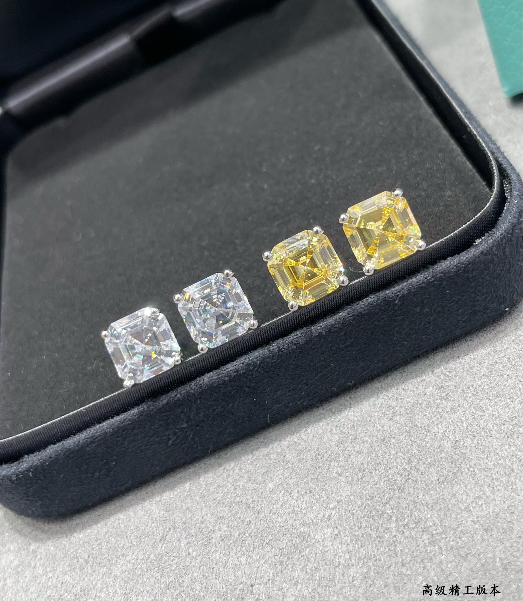 Tiffany & Co. Four-Prong Stud Earrings 7x7mm Ag925