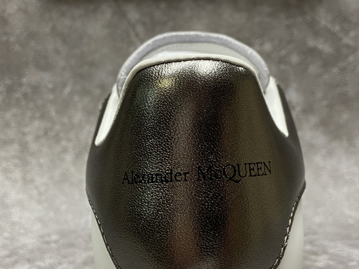 Alexander McQueen Oversized Gold