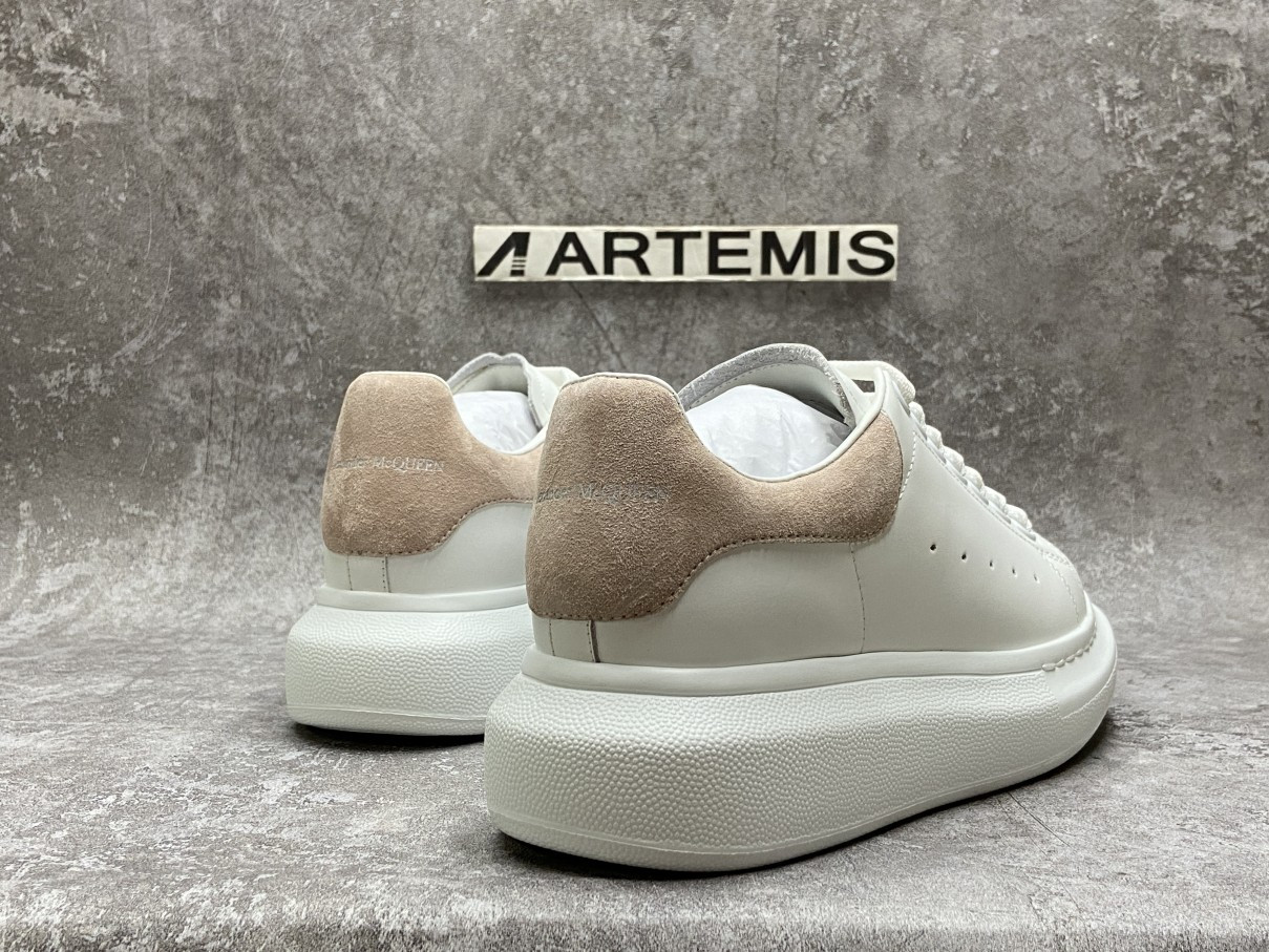 Alexander McQueen Oversized Pink Sneaker