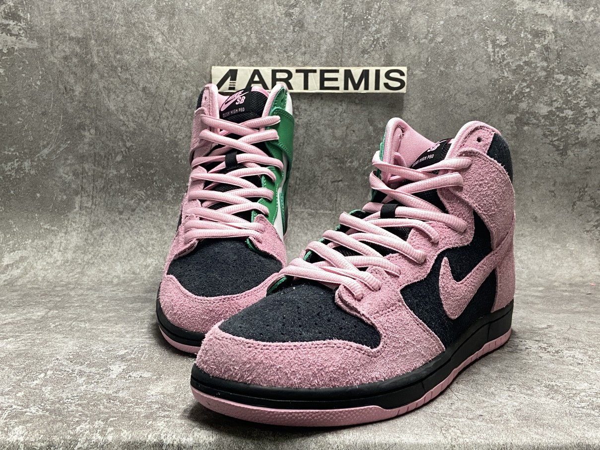 Nike SB Dunk High Invert Celtics