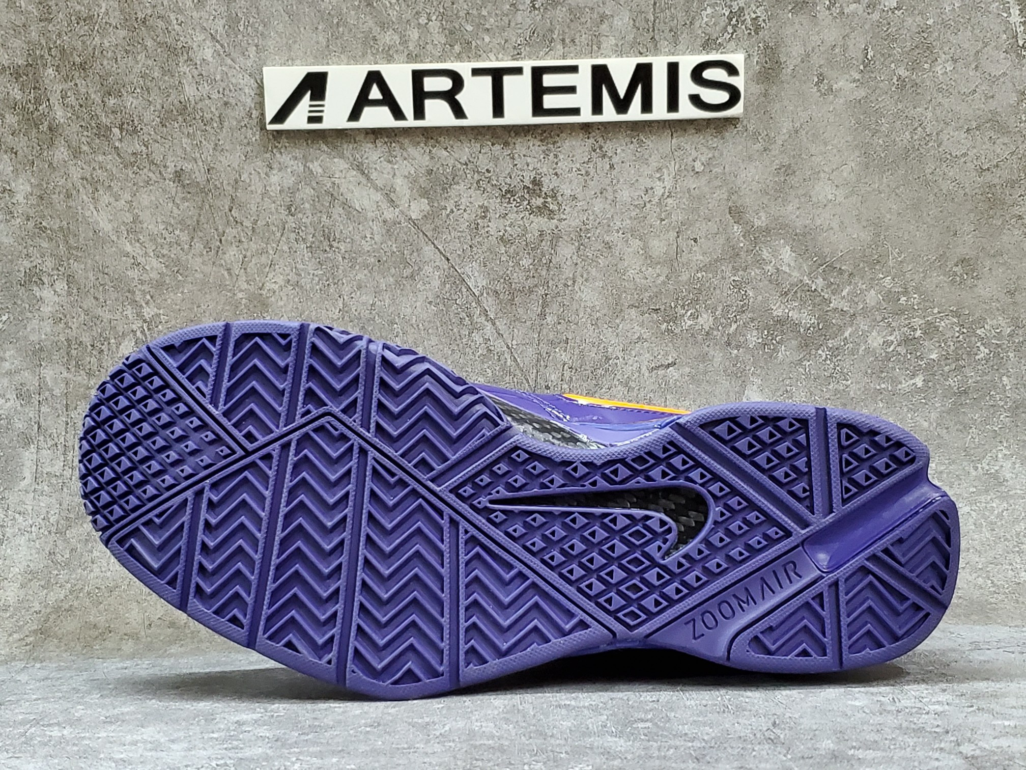 Nike Kobe 1 Protro Devin Booker PE