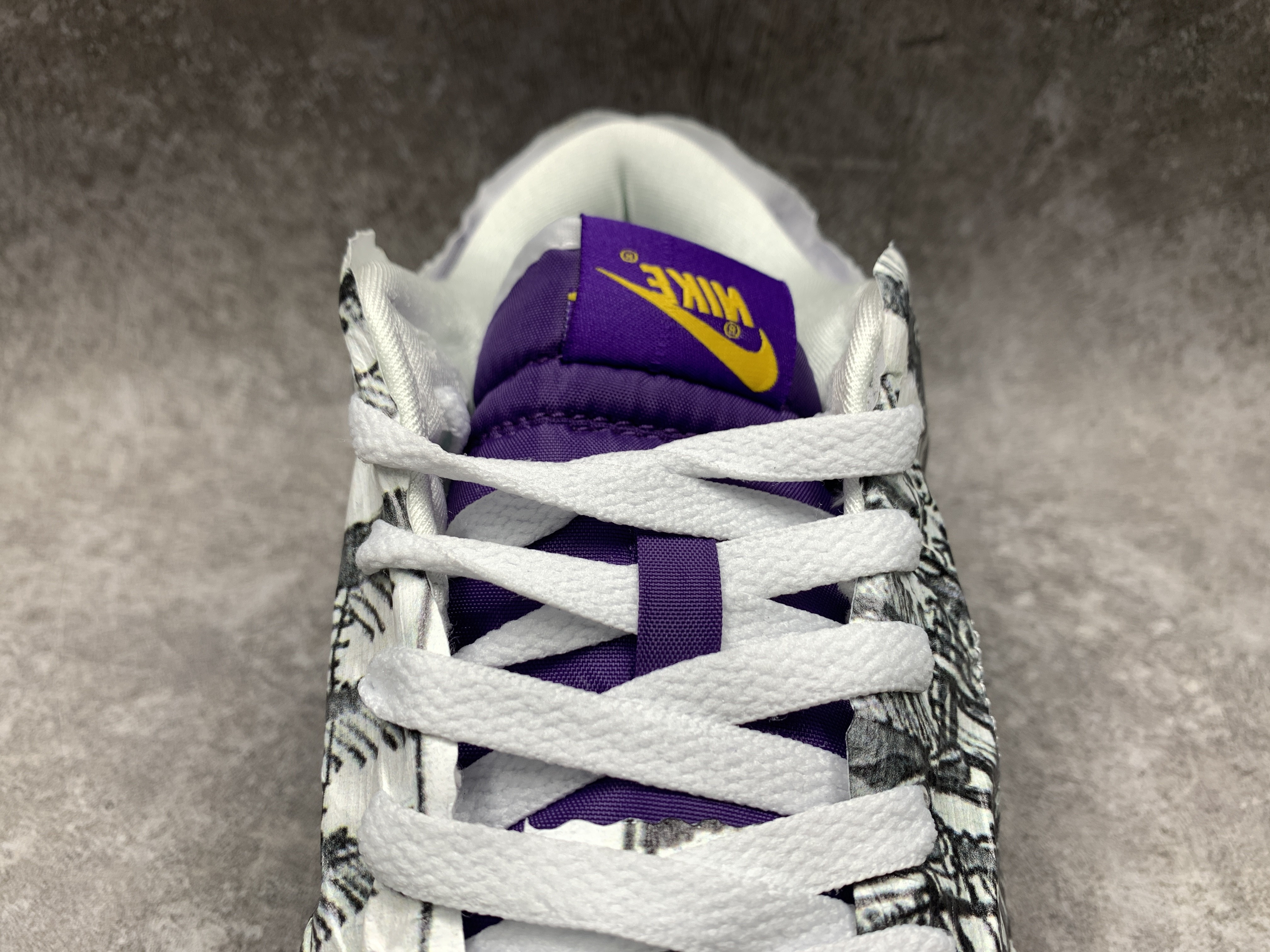 Nike Dunk Low Flip the Old School