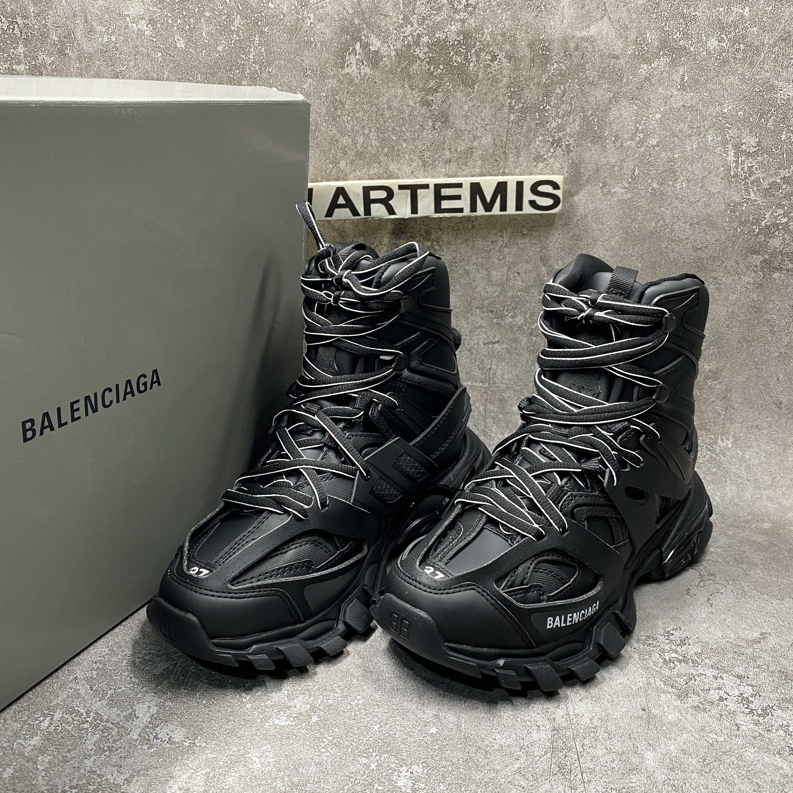 Balenciga Track Hike Black With Leather
