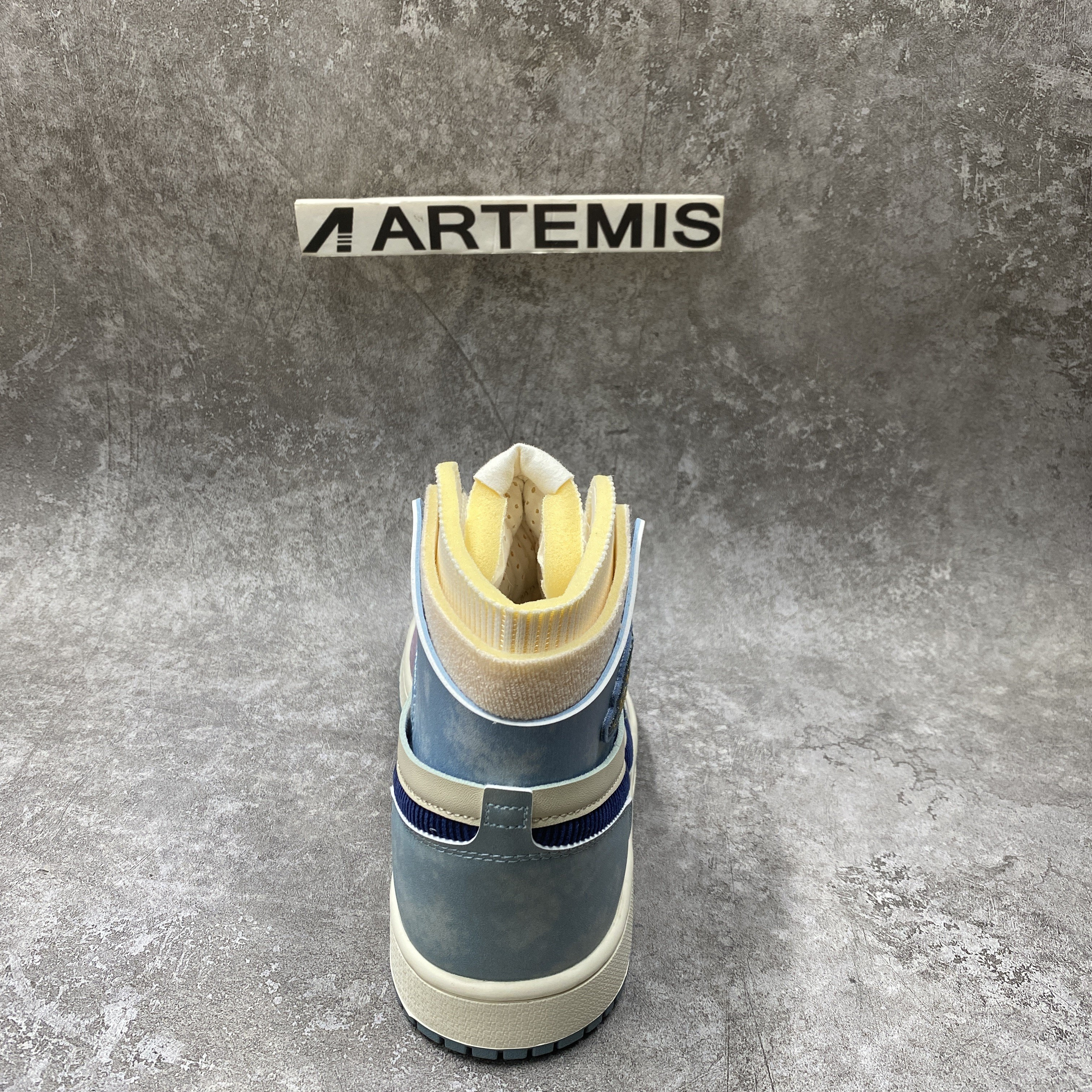 Air Jordan 1 High Zoom Air CMFT Celestine Blue