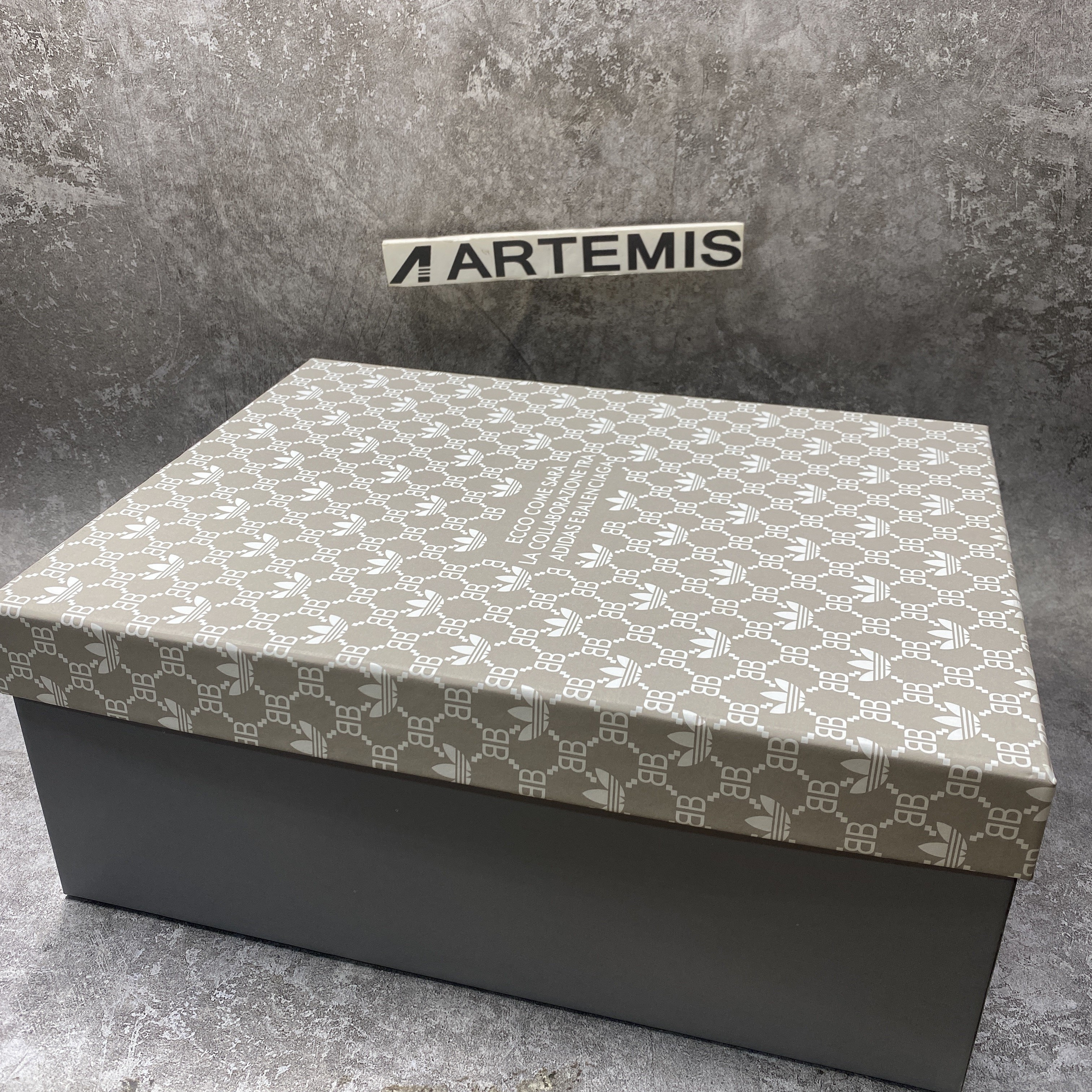 Balenciaga Triple S Sneaker Clearsole Fluo Black White