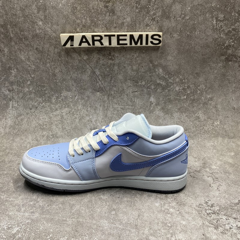 Air Jordan 1 Low SE Mighty Swooshers