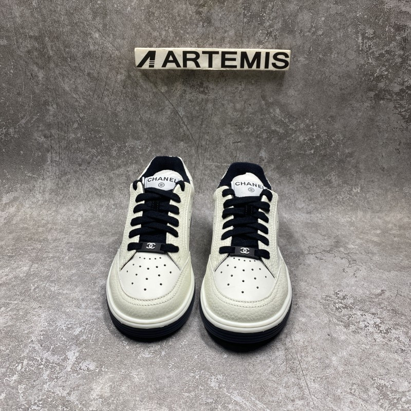 Chanel 22P Trainer White Black