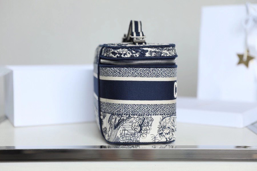 Dior Travel make up bag