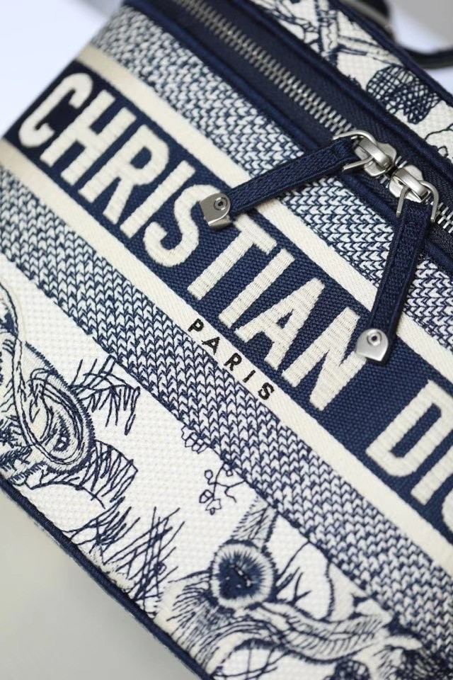 Dior Travel make up bag