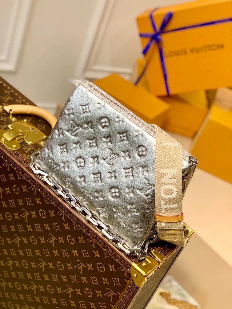 LV COUSSIN PM M57913