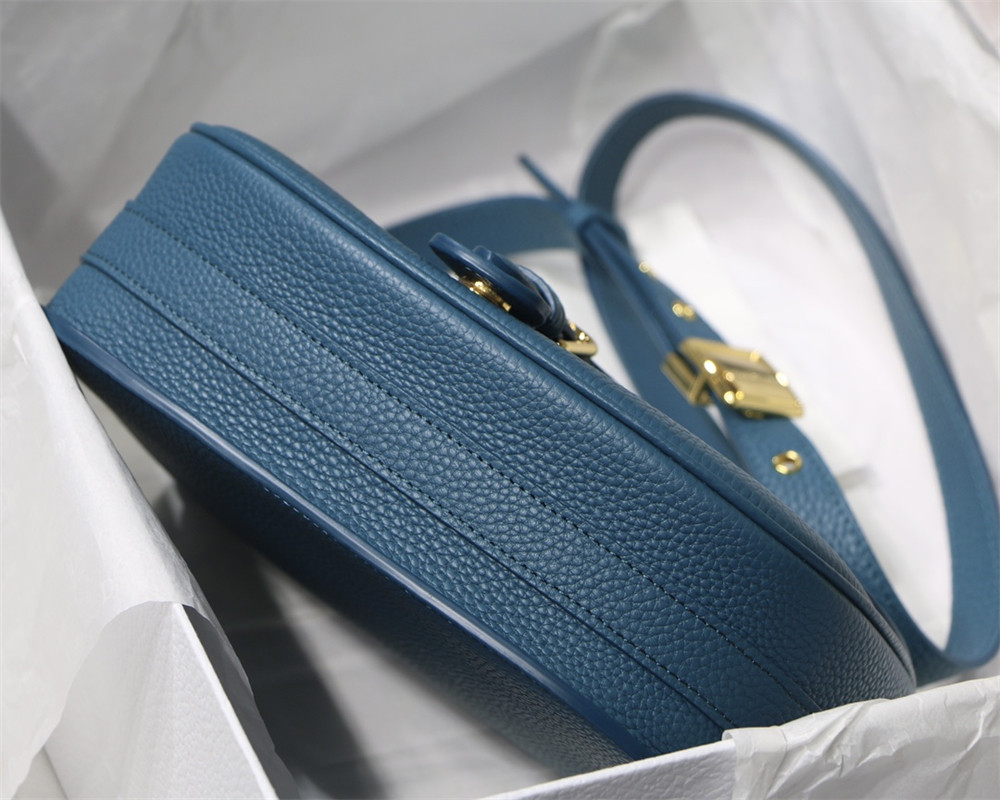 MEDIUM DIOR BOBBY BAG Blue Grained Calfskin