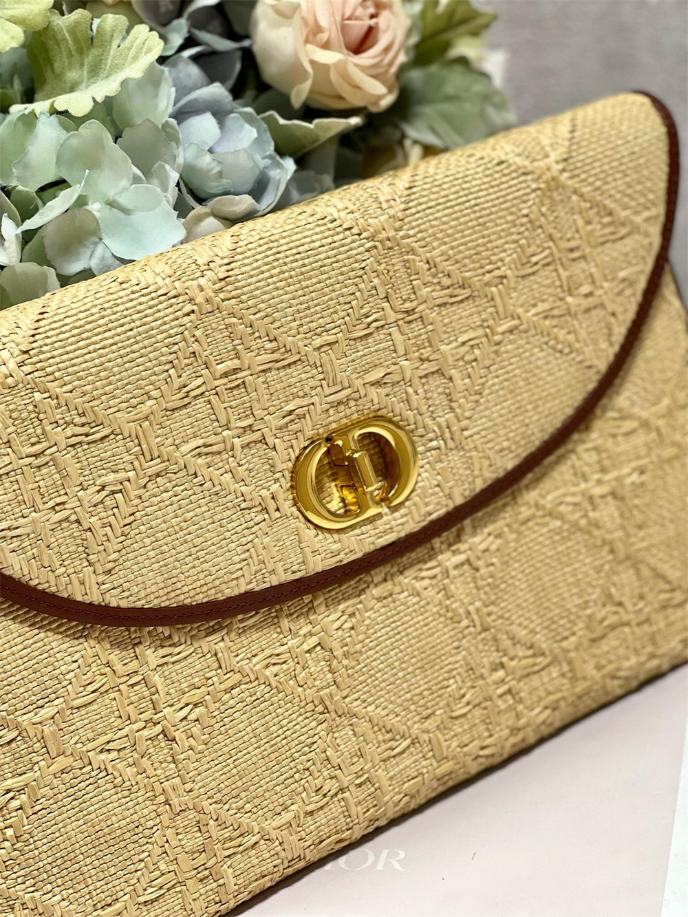 Dior 30 Montaigne Avenue weav