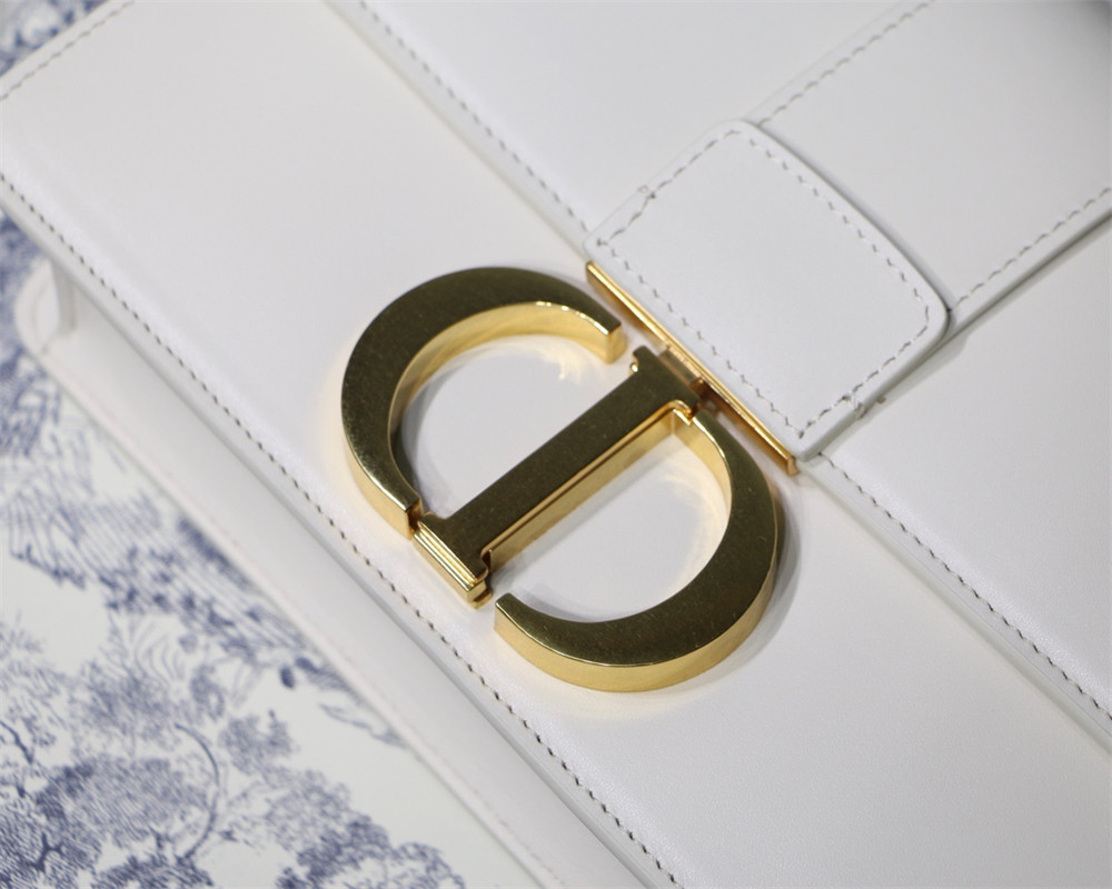 DIOR 30 MONTAIGNE CHAIN BAG WHITE