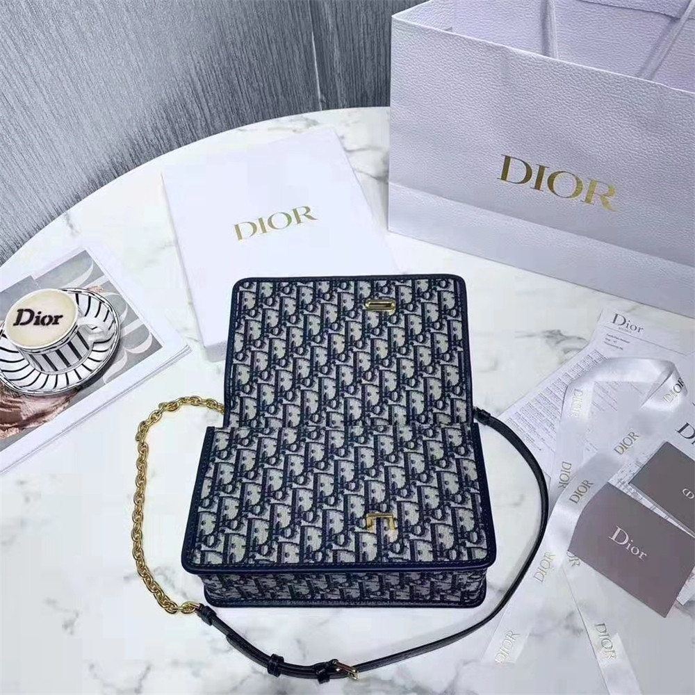 DIOR 30 MONTAIGNE CHAIN BAG Oblique 24x18x8 cm