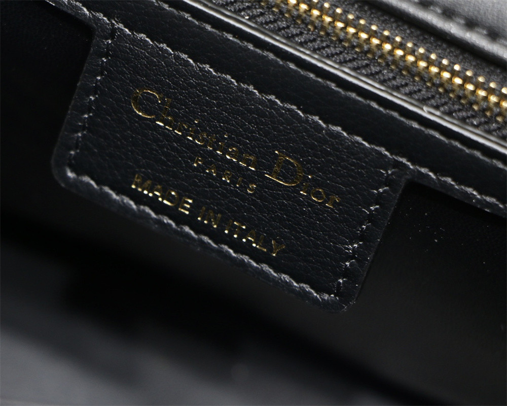 MEDIUM DIOR CARO BAG amour black 25.5 x 15.5 x 8 cm