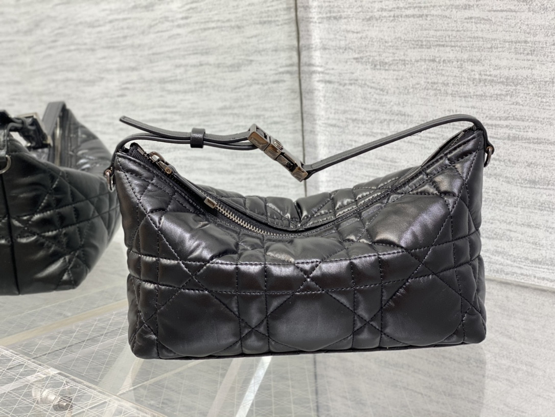 medium D*or travel nomad pouch black