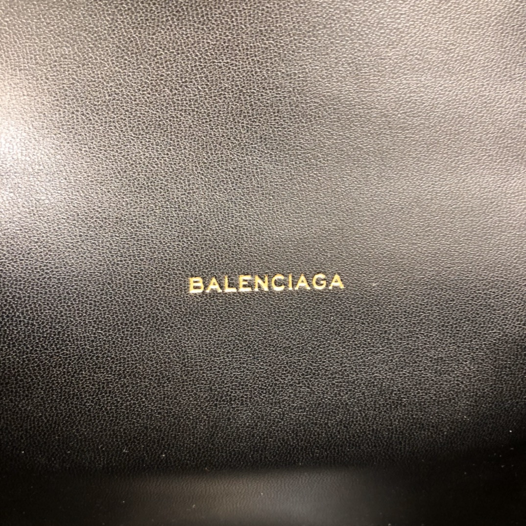 Balenciaga WOMEN
