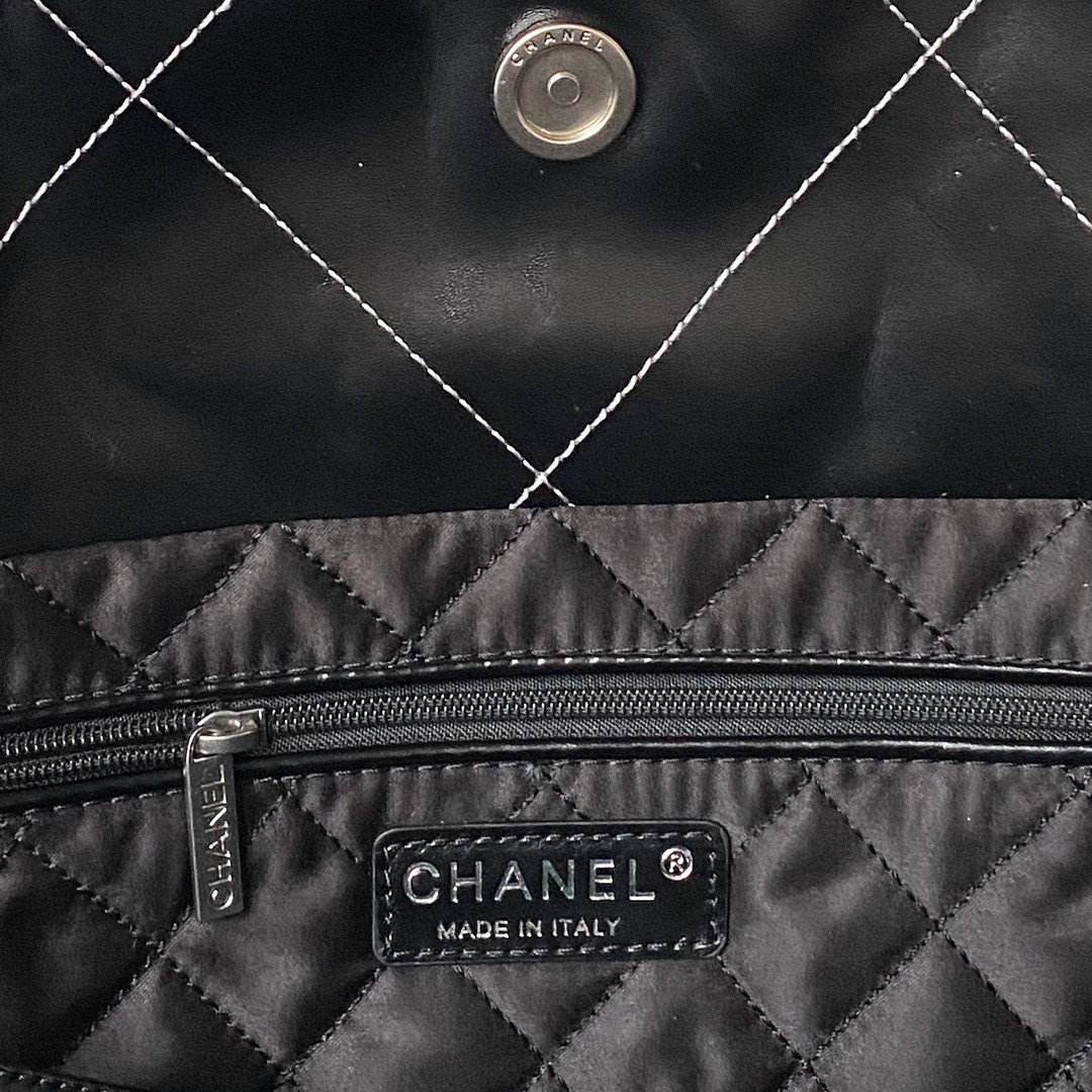 CHANEL 22 HANDBAG Shiny Calfskin SILVER 15.2×16.4×3.1 in