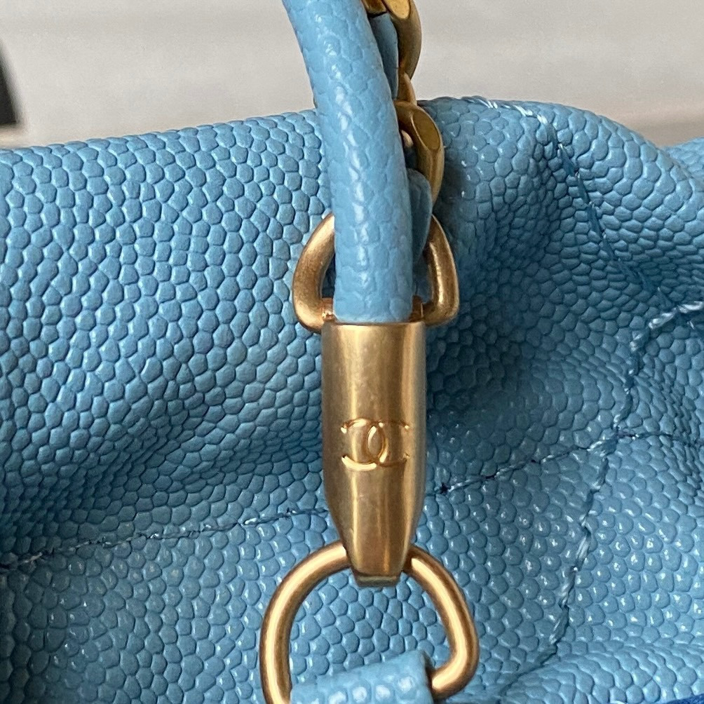 CHANEL 22 MINI HANDBAG GRAINED LEATHER BLUE 7.8 × 7.4 × 2.3 in