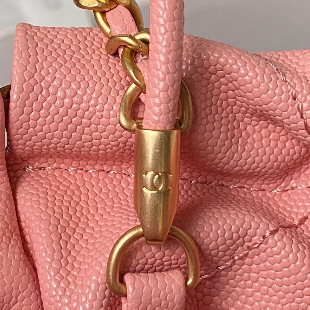 CHANEL 22 MINI HANDBAG GRAINED LEATHER PINK 7.8 × 7.4 × 2.3 in