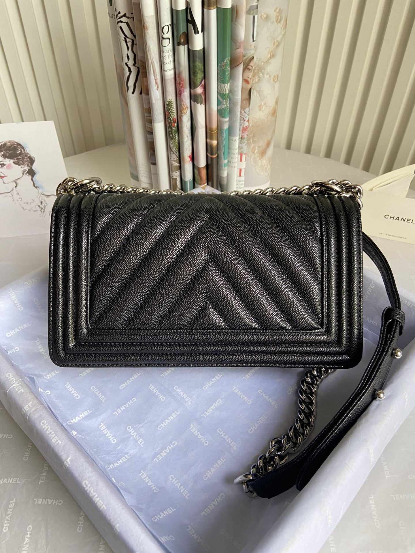 BOY CHANEL HANDBAG Shiny Grained Calfskin & Silver-Tone Metal Black 5.9 × 9.8 × 3.5 in