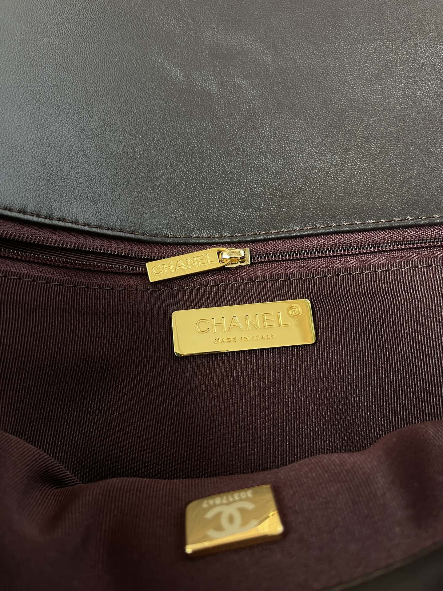 CHANEL 19 LARGE HANDBAG Shiny Leather, Gold-Tone, Silver-Tone & Ruthenium-Finish Metal Black 7.8 × 11.7 × 3.9 in