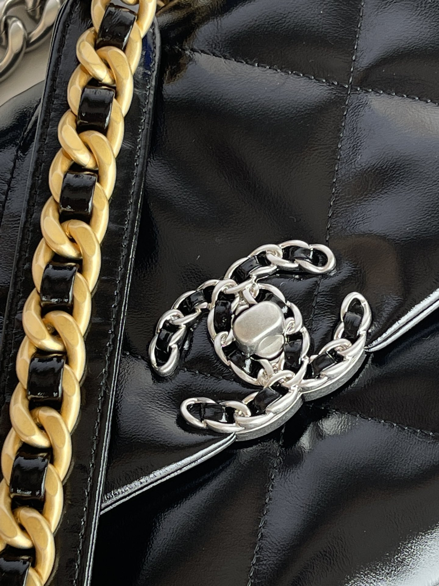 CHANEL 19 LARGE HANDBAG Shiny Leather, Gold-Tone, Silver-Tone & Ruthenium-Finish Metal Black 7.8 × 11.7 × 3.9 in