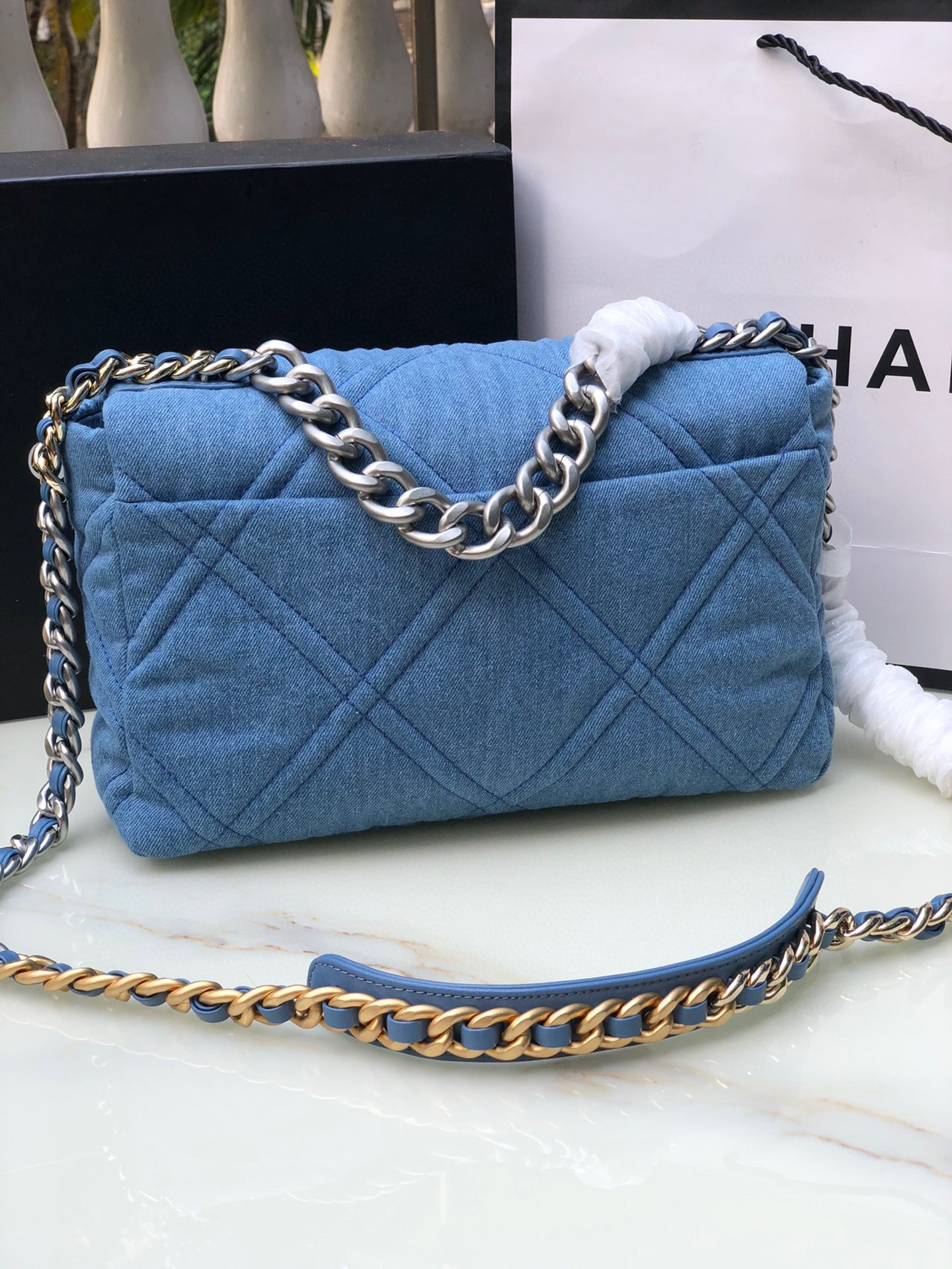 CHANEL 19 LARGE HANDBAG, Gold-Tone, Silver-Tone & Ruthenium-Finish Metal Blue 7.8 × 11.7 × 3.9 in