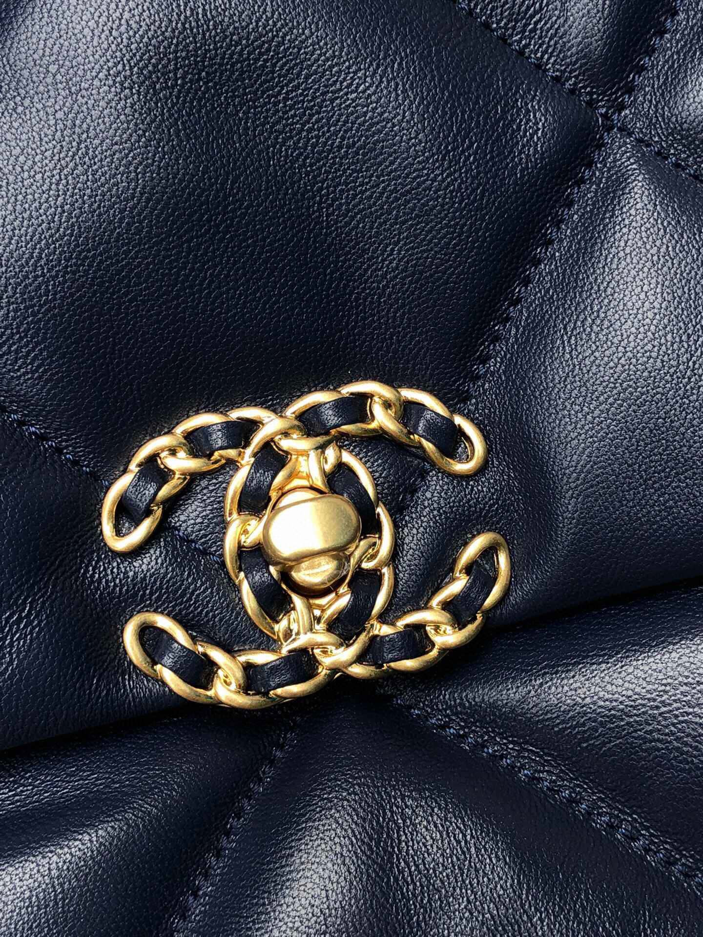 CHANEL 19 LARGE HANDBAG Shiny Leather, Gold-Tone, Silver-Tone & Ruthenium-Finish Metal Navy 7.8 × 11.7 × 3.9 in