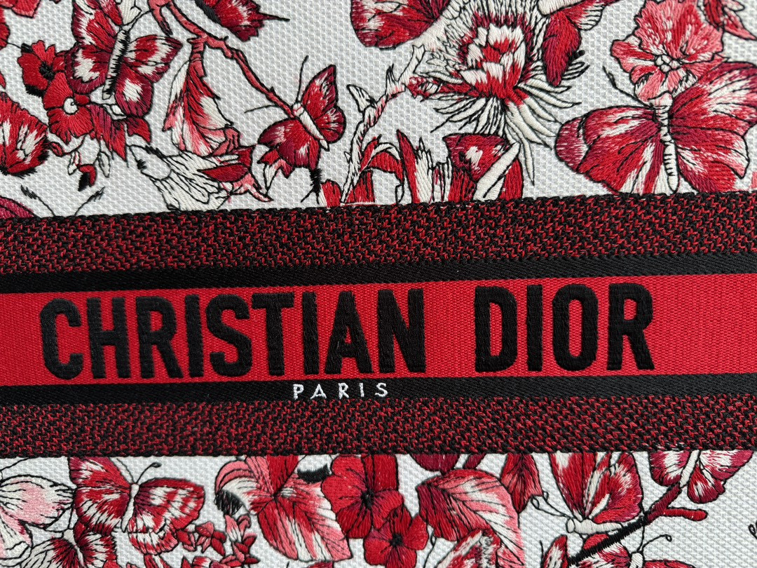 Large DIOR BOOK TOTE WHITE AND RED LE CŒUR DES PAPILLONS EMBROIDERY 16.5 x 14 x 7.5 inches