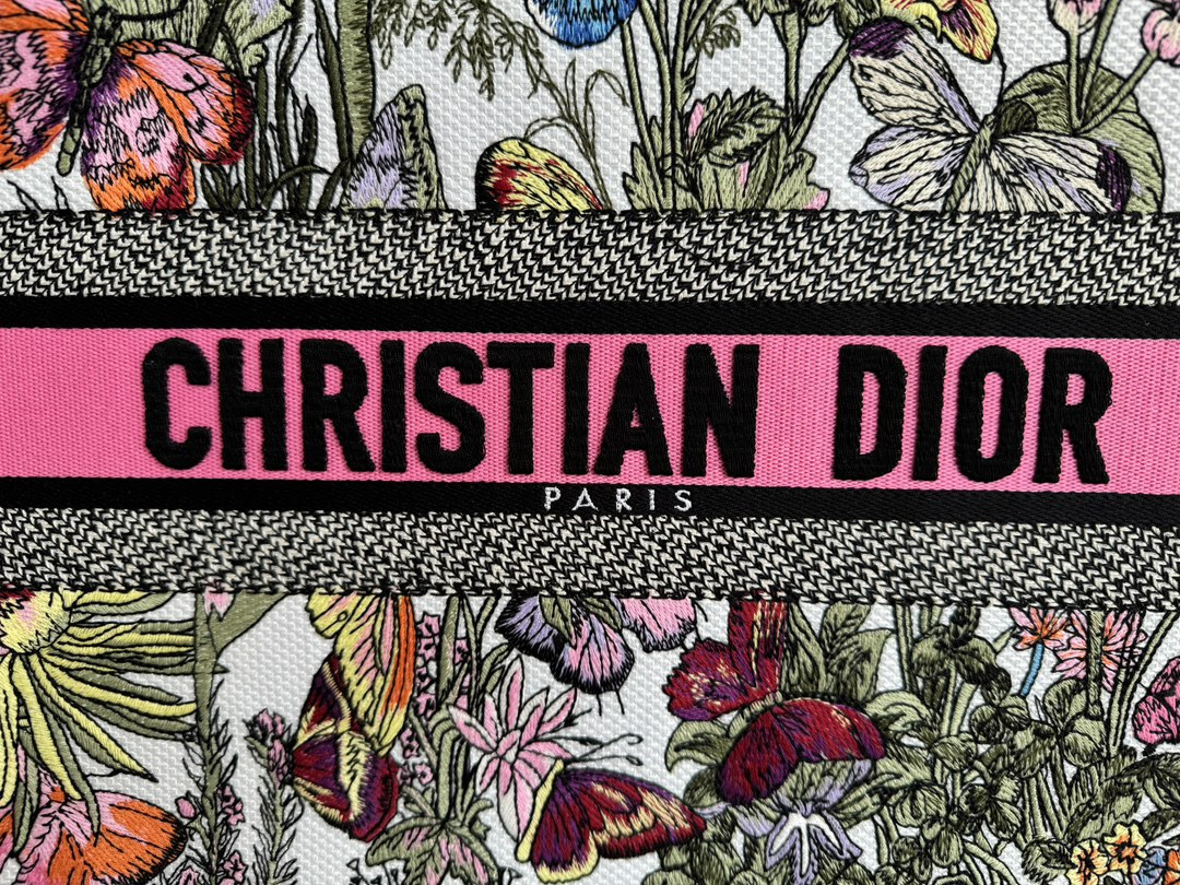 Large DIOR BOOK TOTE WHITE MULTICOLOR MEXICO MILLEFIORI EMBROIDERY 16.5 x 14 x 7.5 inches