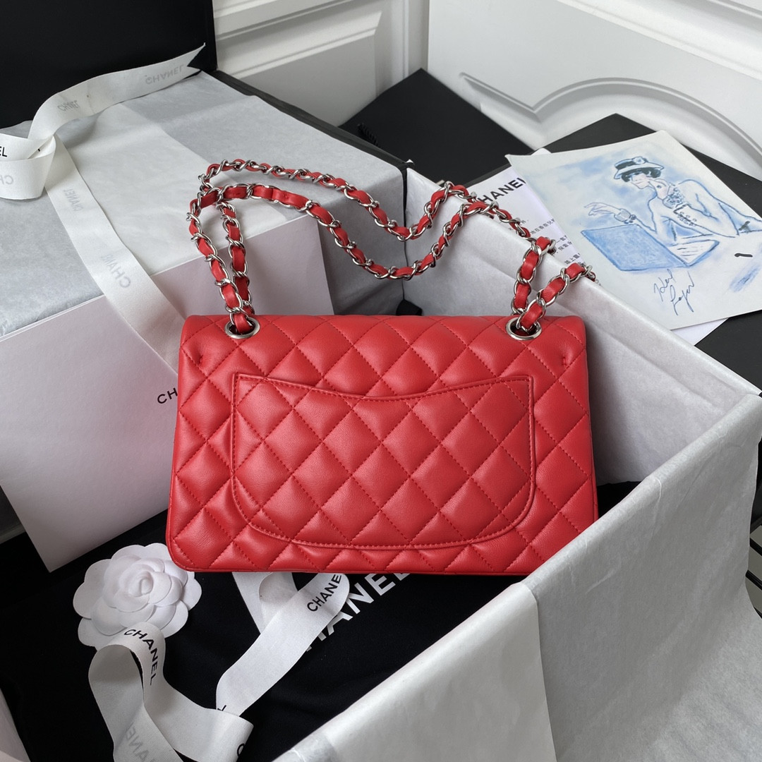 CHANEL SMALL CLASSIC HANDBAG  LAMBSKIN & SILVER-TONE METAL Red 5.7 × 9 × 2.3 IN