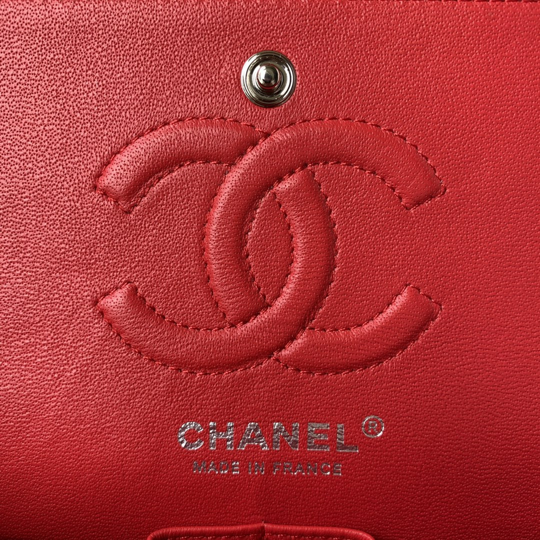 CHANEL SMALL CLASSIC HANDBAG  LAMBSKIN & SILVER-TONE METAL Red 5.7 × 9 × 2.3 IN