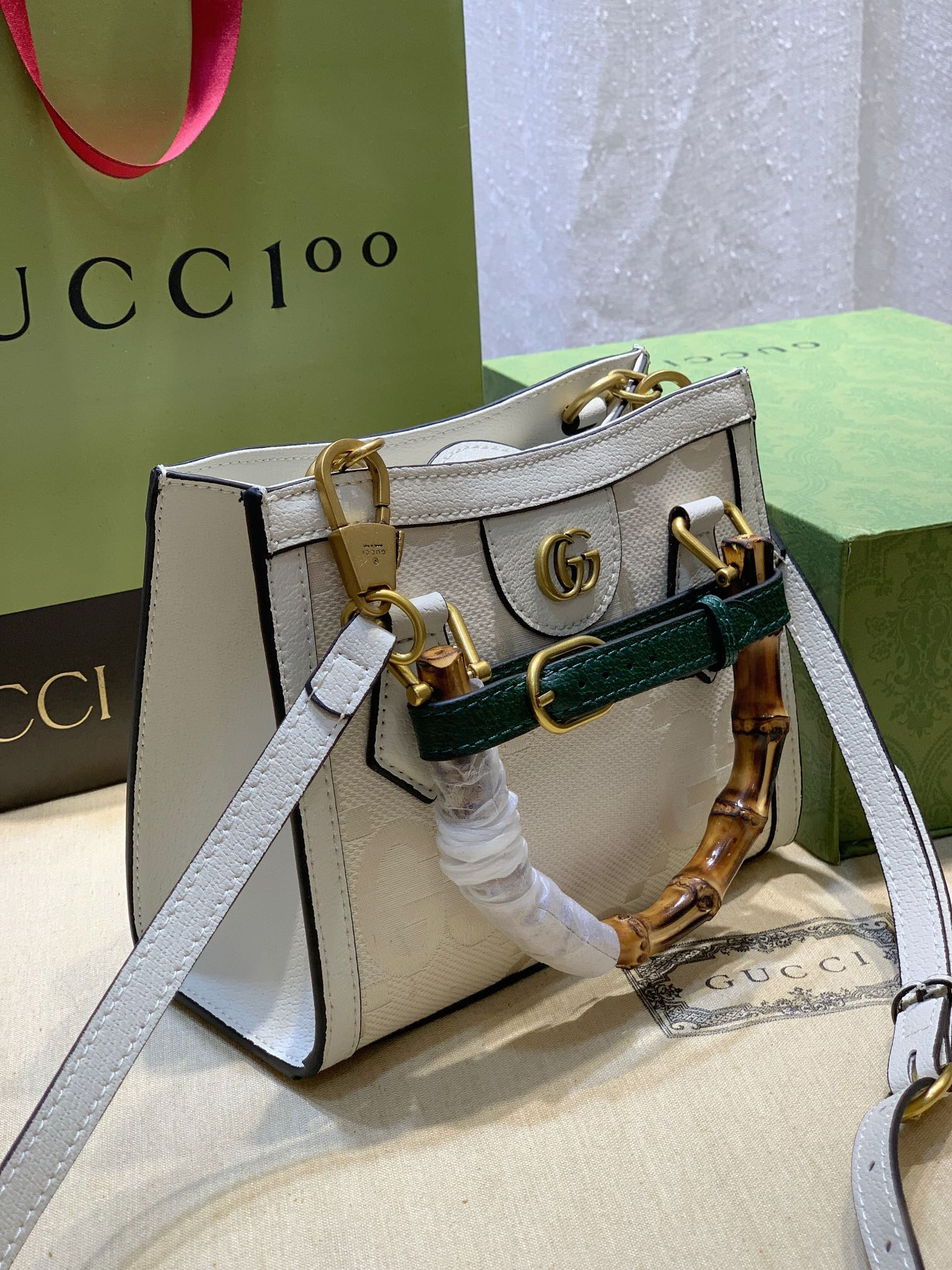 GUCCI DIANA MINI TOTE BAG 20W x 16H x 10D CM