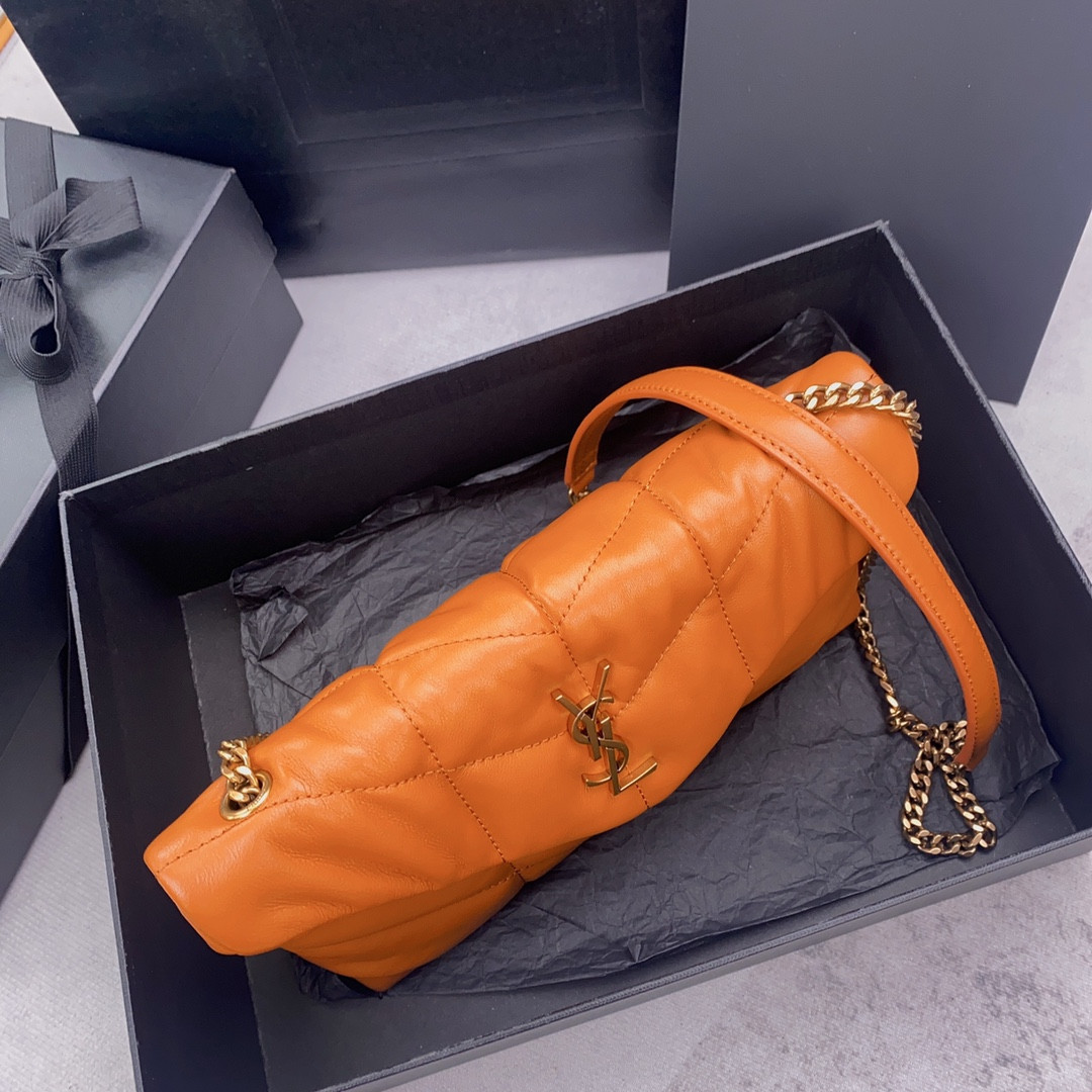 YSL PUFFER IN LEATHER ORANGE 23 X 15.5 X 5.8 CM