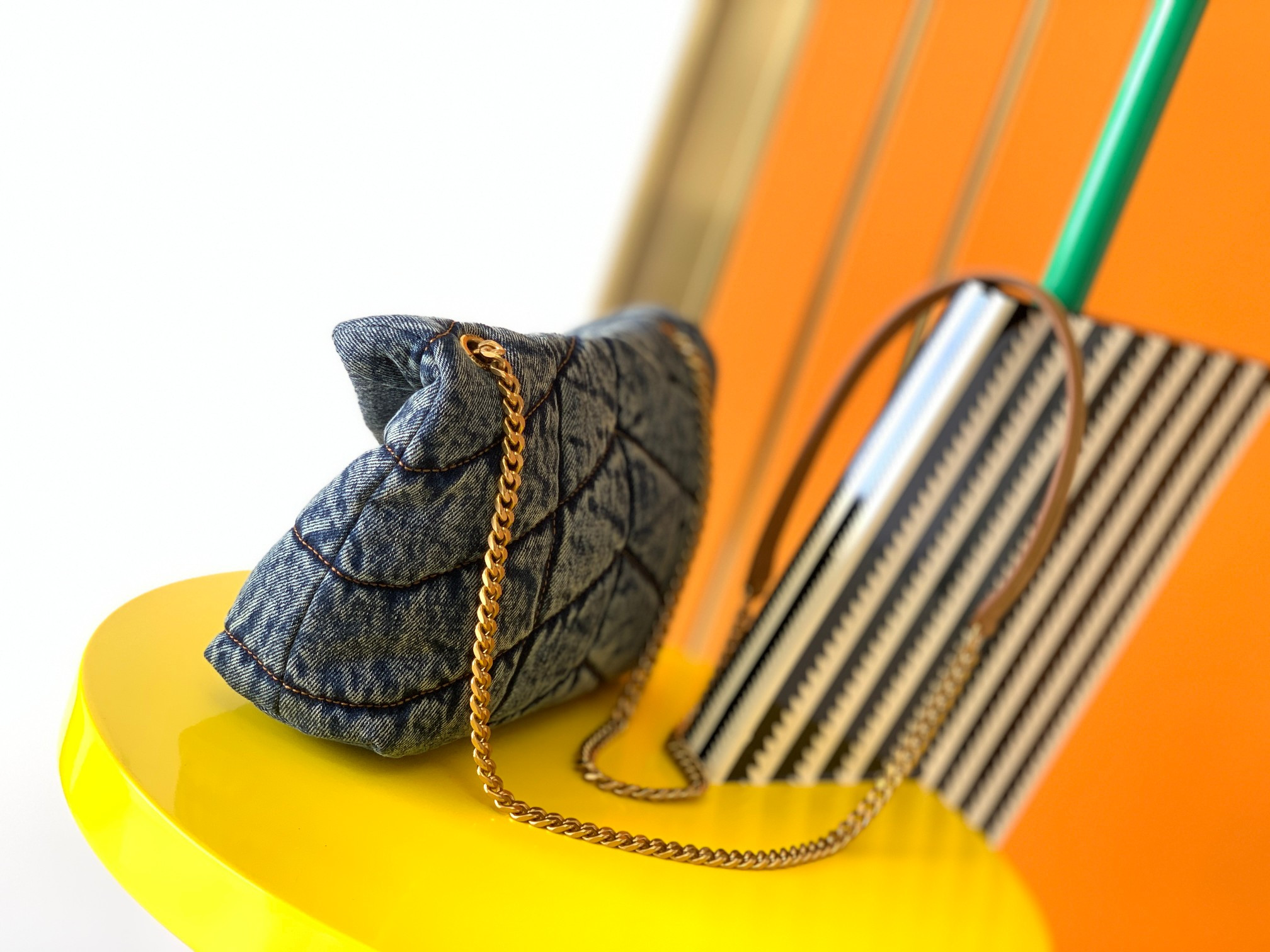 YSL PUFFER IN SUEDE AND DENIM RODEO BLUE 23 X 15.5 X 5.8 CM