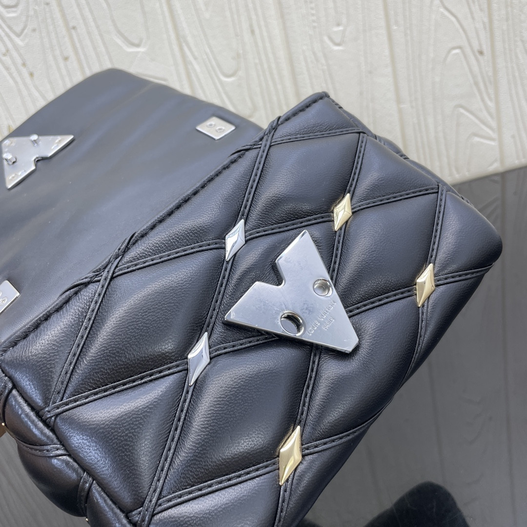 LOUIS VUITTON M24246 Pico GO-14 5.9 x 3.9 x 2.6 inches