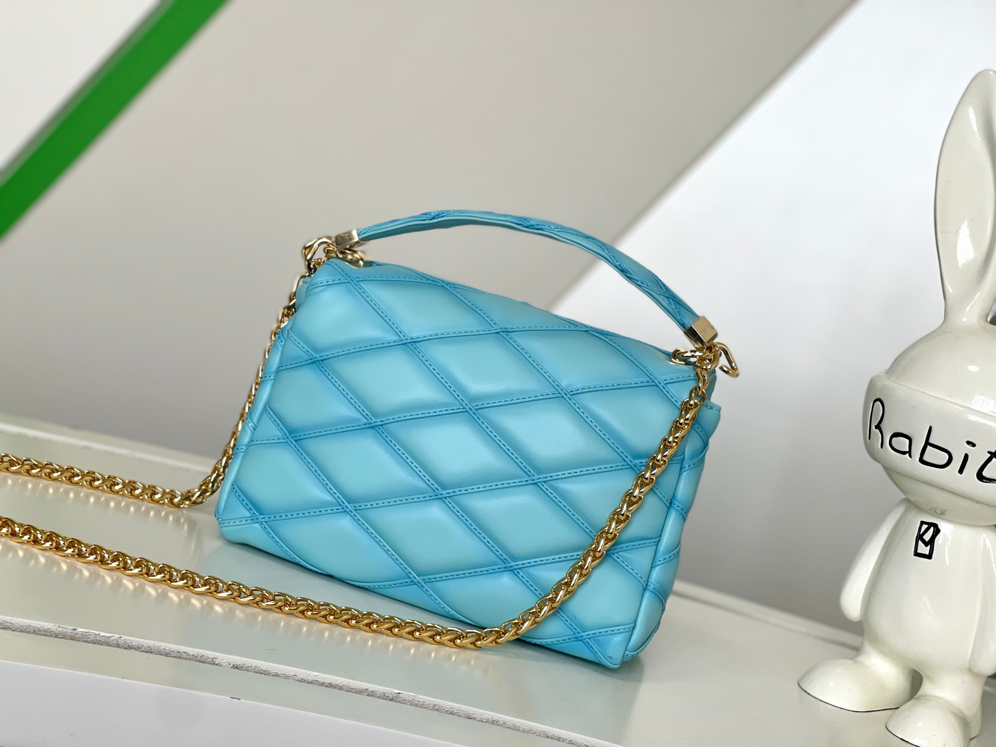 LOUIS VUITTON M23682 GO-14 MM 9.1 x 6.3 x 3.9 inches